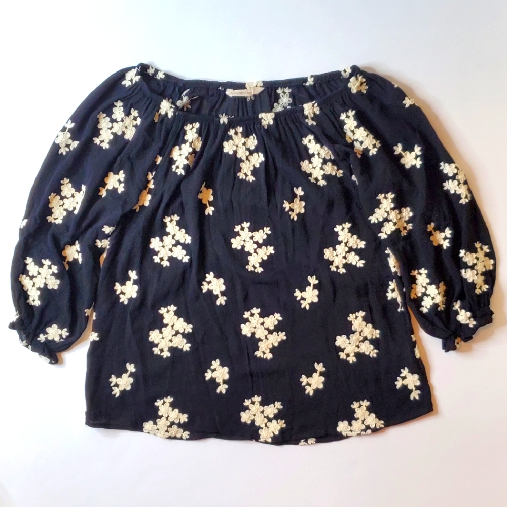 SOFT SURROUNDINGS Embroidered Floral Blouse